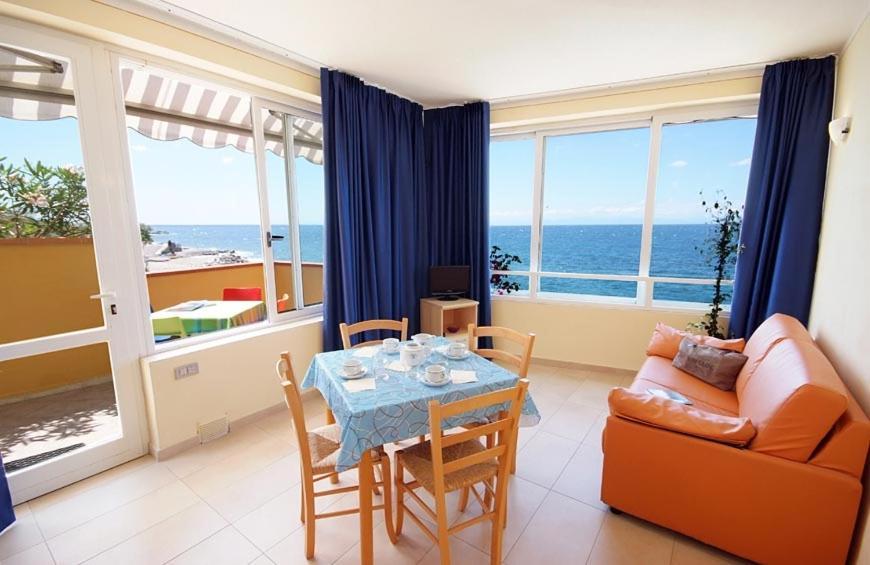 Appartamenti - Villa Mare Pomonte Exterior foto