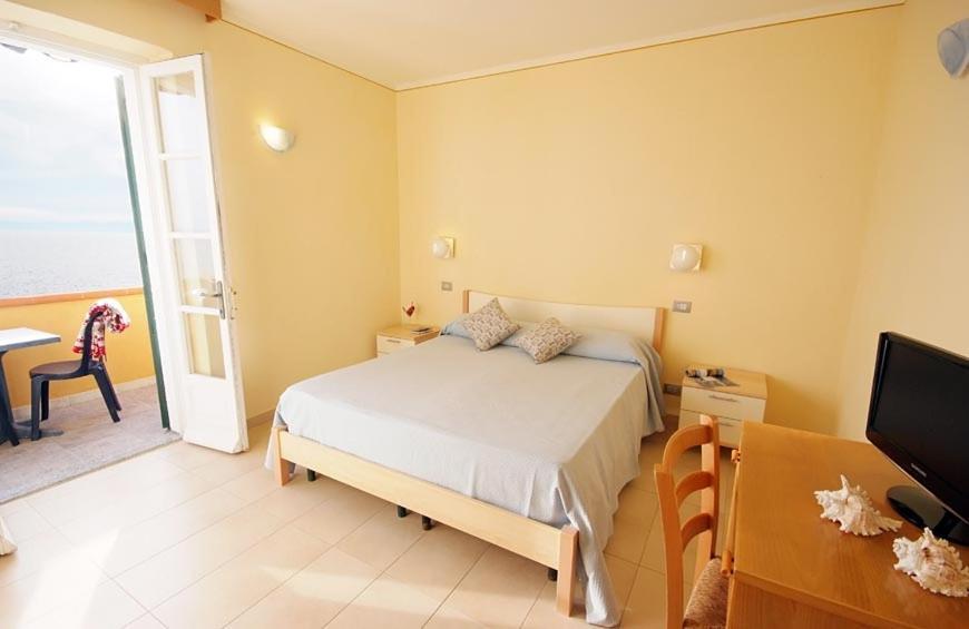 Appartamenti - Villa Mare Pomonte Exterior foto