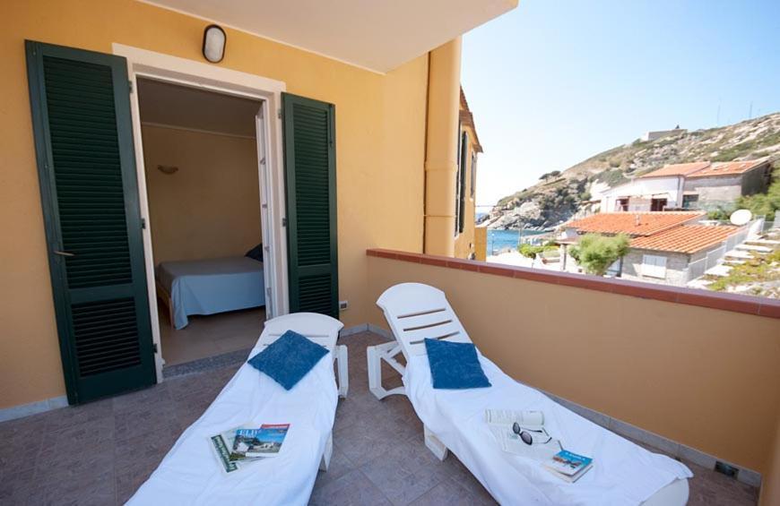 Appartamenti - Villa Mare Pomonte Exterior foto