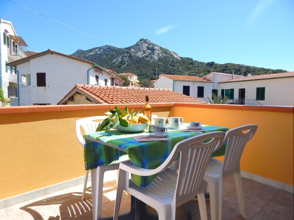 Appartamenti - Villa Mare Pomonte Exterior foto
